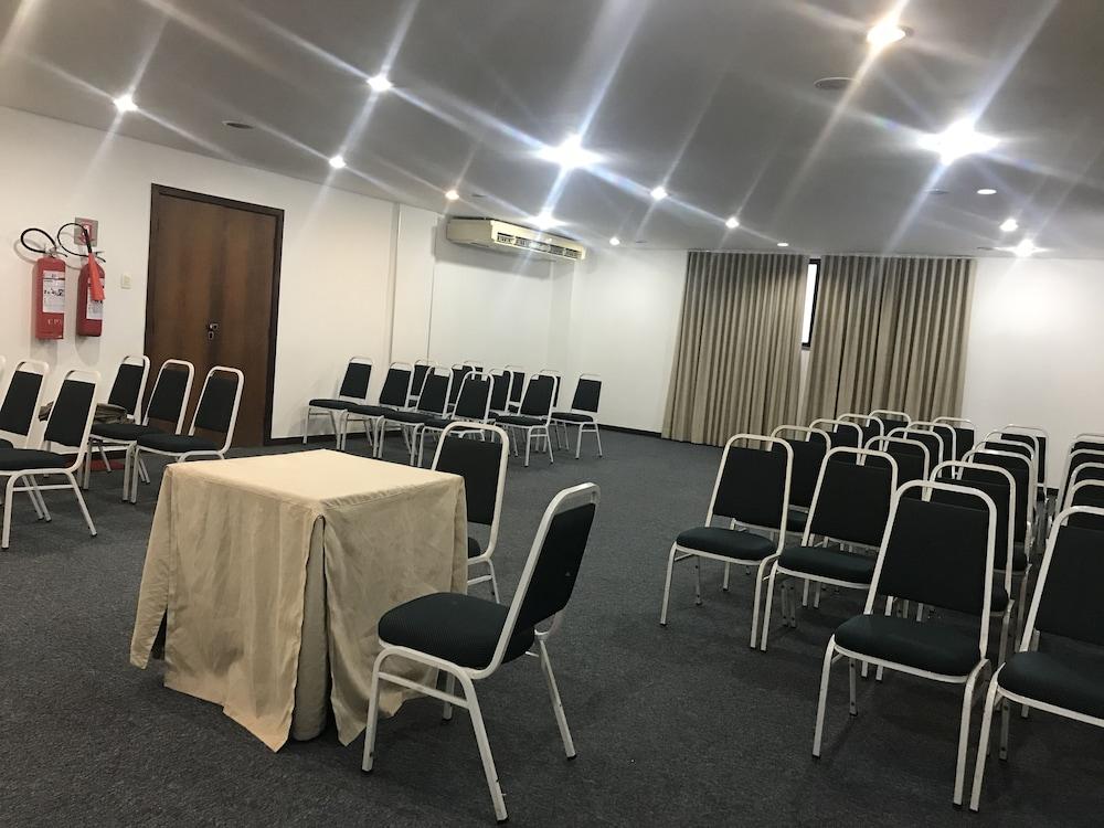 Camacari Plaza Hotel Екстер'єр фото
